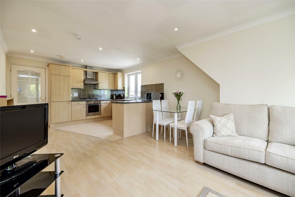Additional property image - Kings Gate, Top Floor, AB15