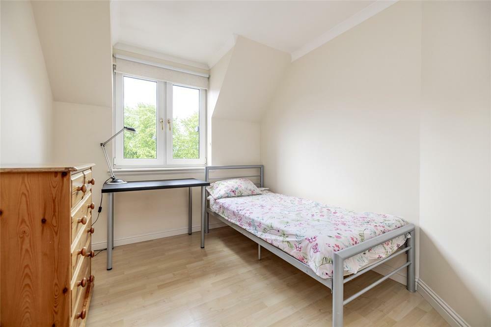 Additional property image - Kings Gate, Top Floor, AB15