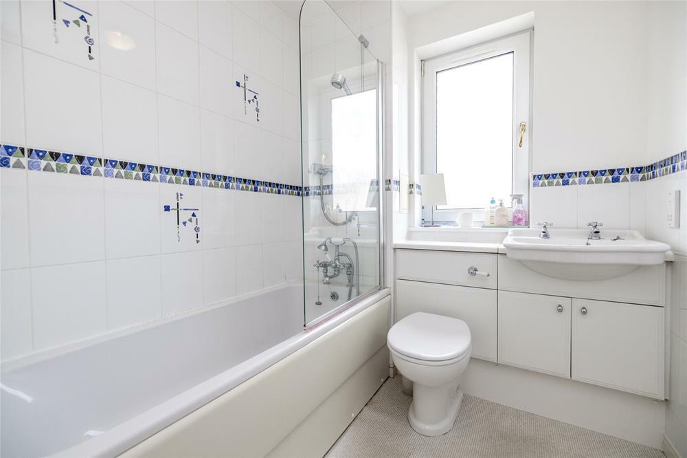 Additional property image - Kings Gate, Top Floor, AB15