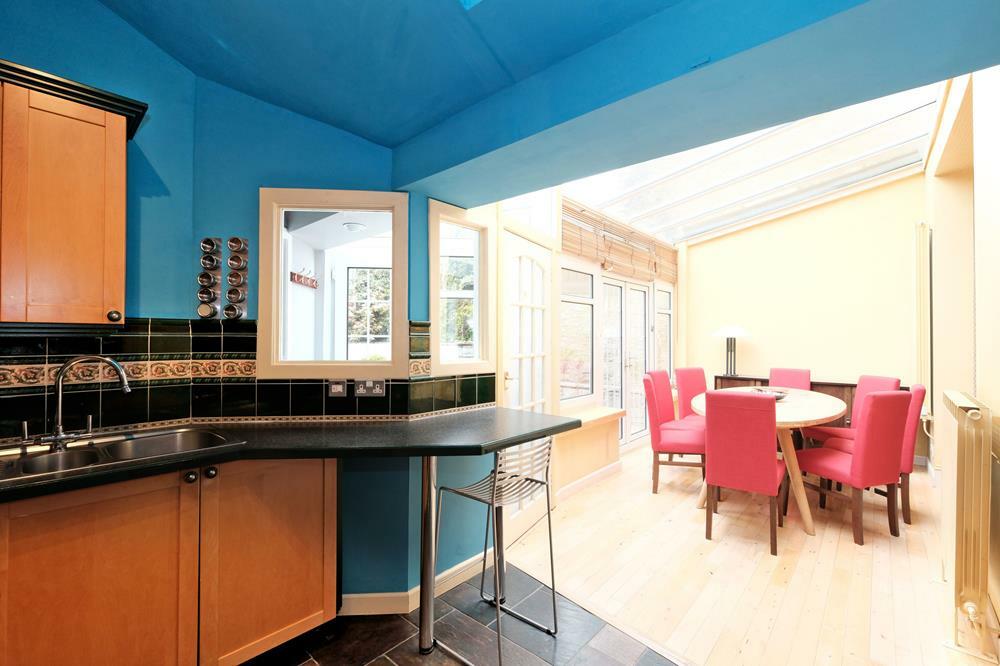 Additional property image - Richmondhill Place, Aberdeen, AB15