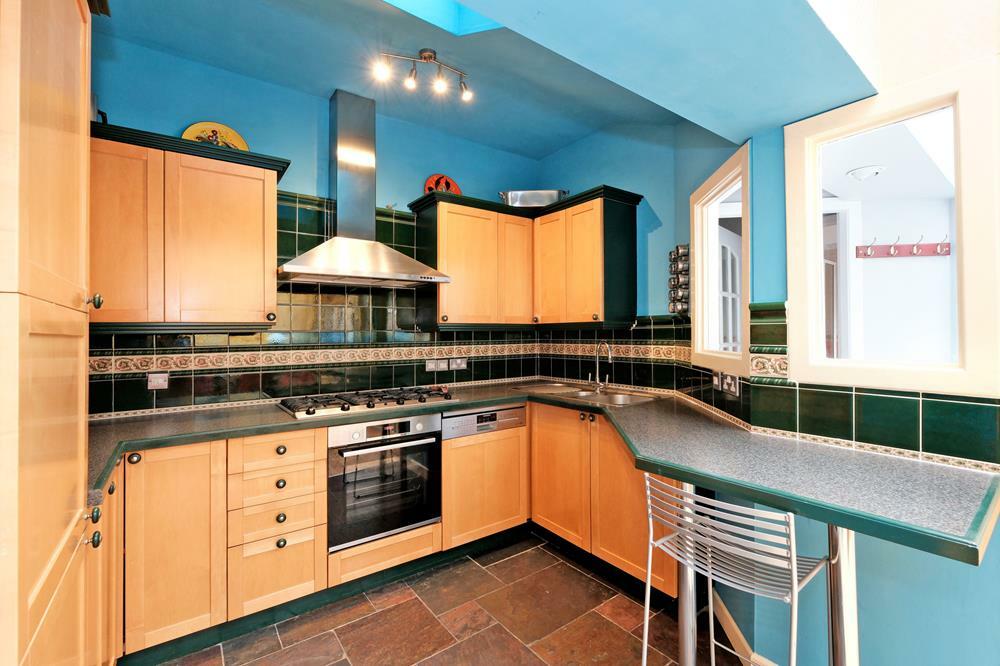 Additional property image - Richmondhill Place, Aberdeen, AB15