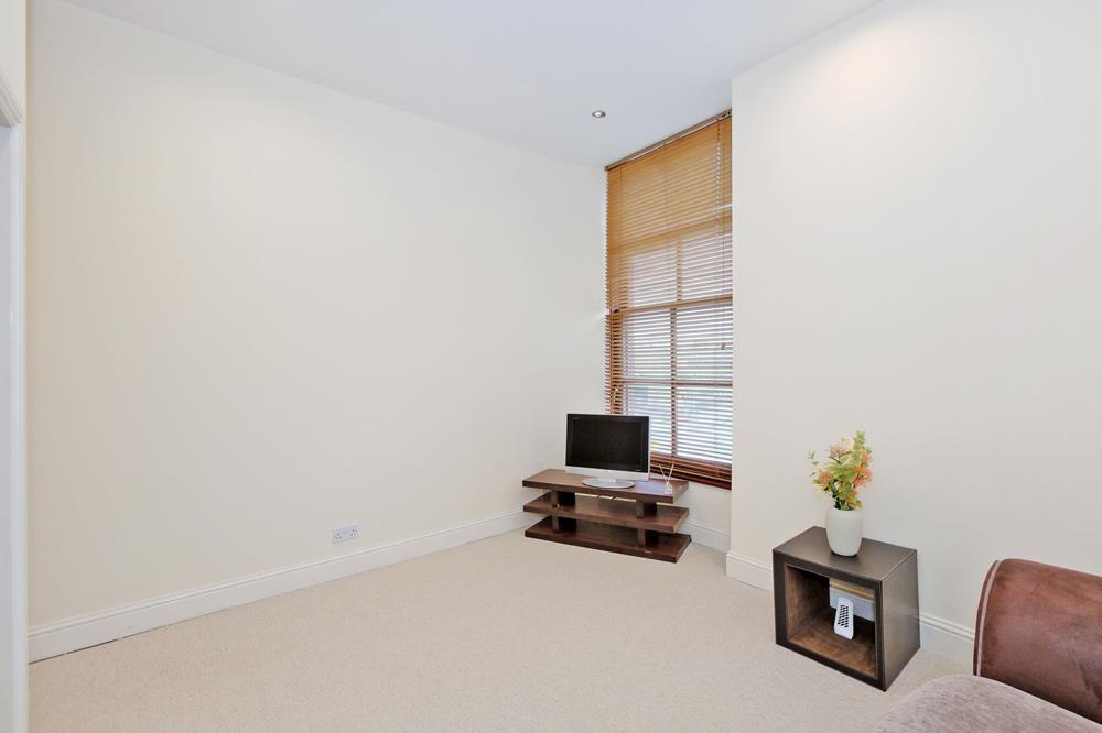 Additional property image - Castle Terrace, First Floor, AB11