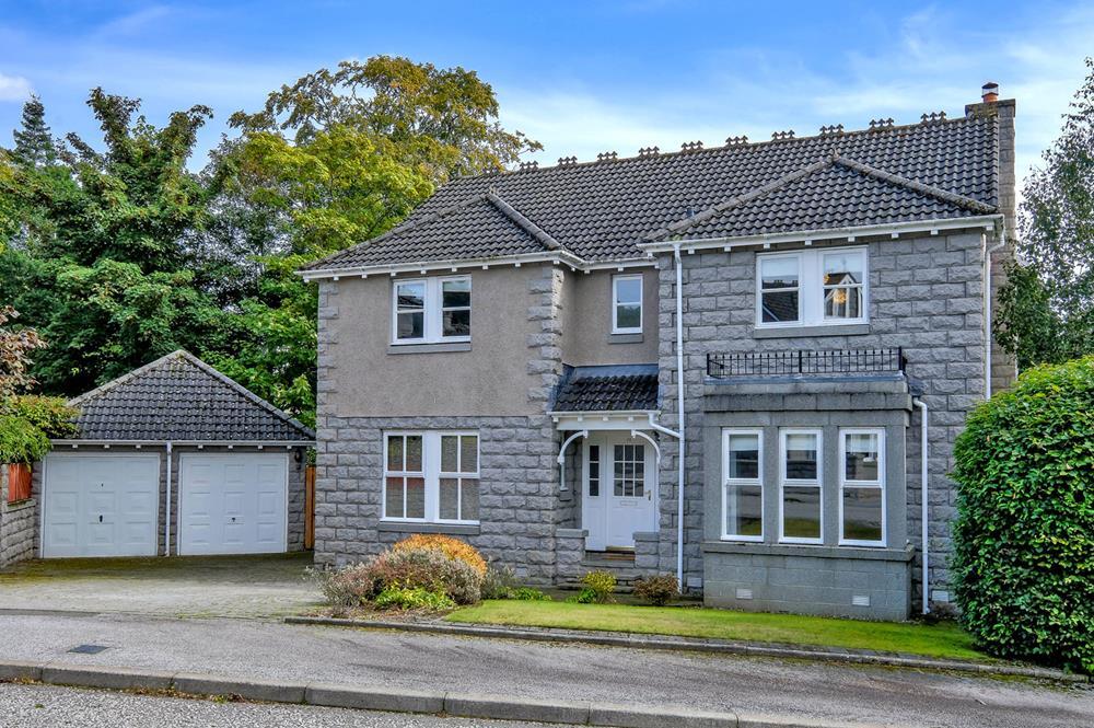 Main image of property: Pittengullies Brae, Peterculter, AB14
