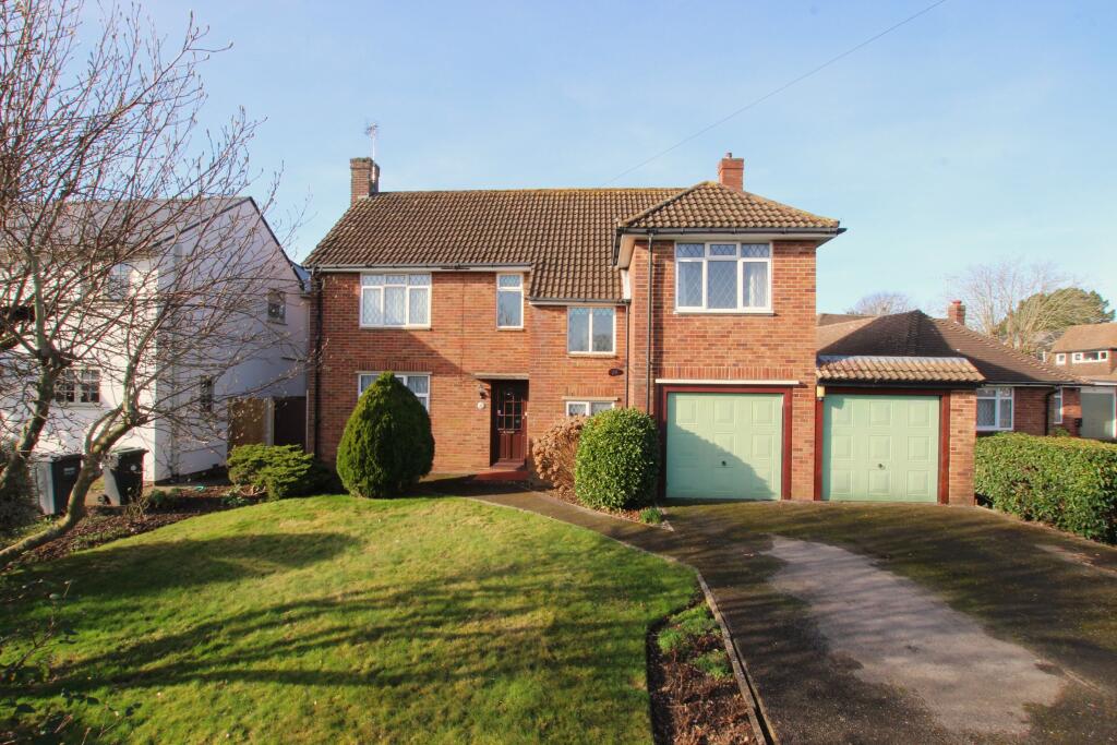 4 bedroom detached house for sale in Berkeley Square, Warblington, PO9