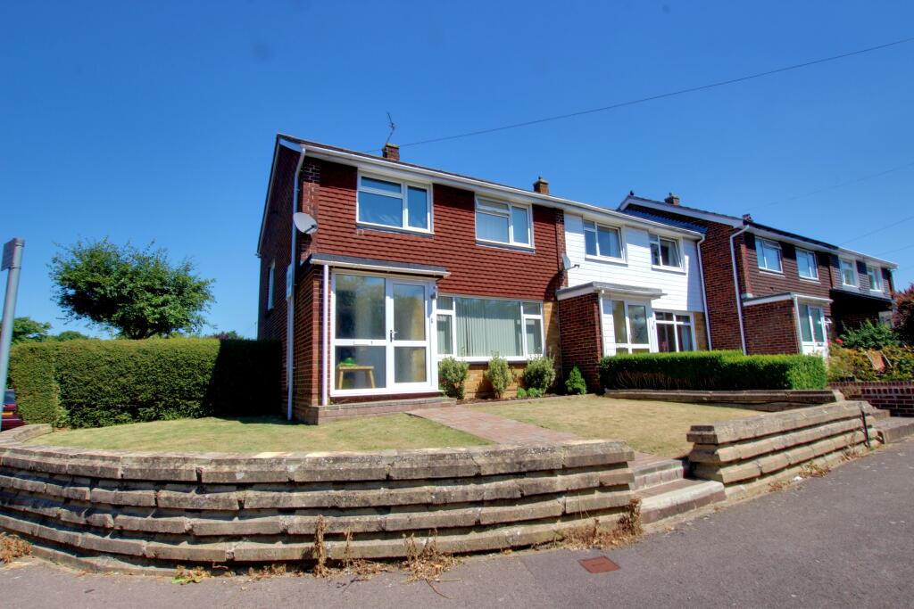 Main image of property: Havant   Brookfield Close   UNFURNISHED