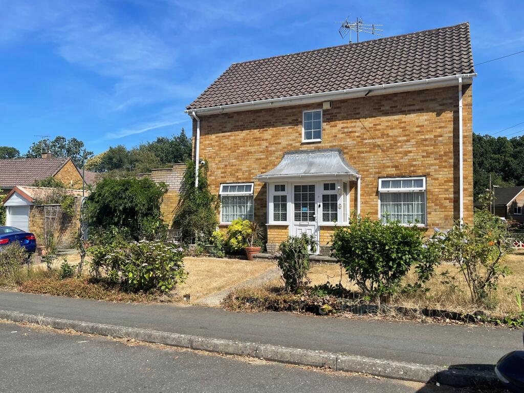Main image of property: Rosebery Avenue, Hythe