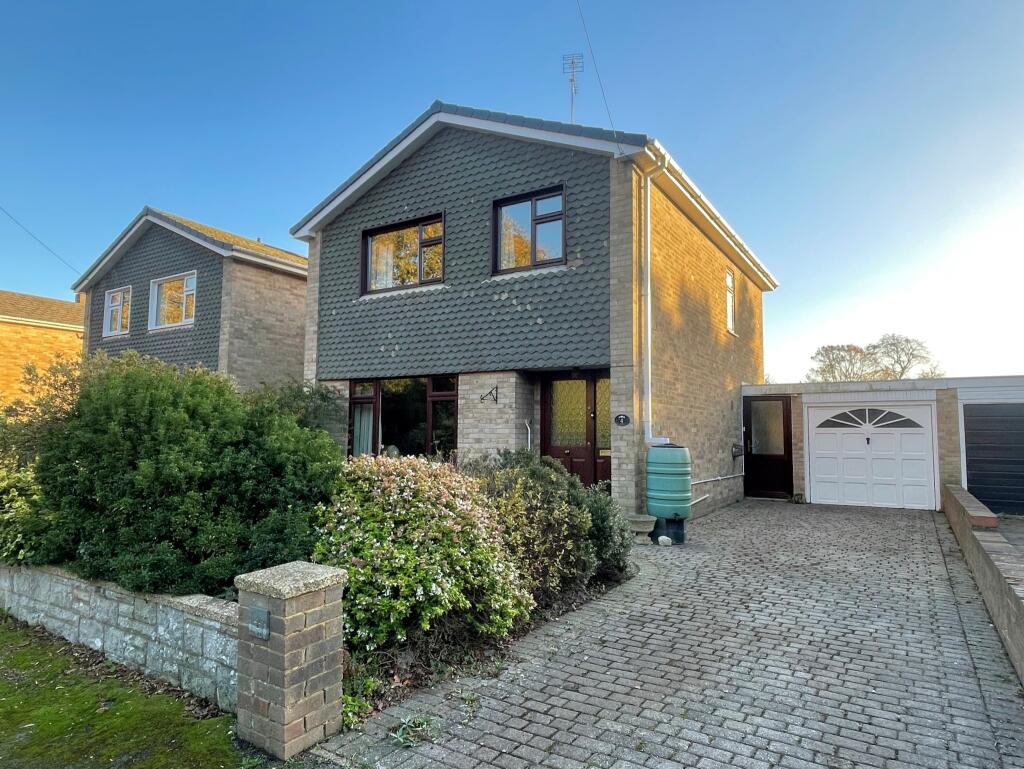Main image of property: Ashdown, Fawley