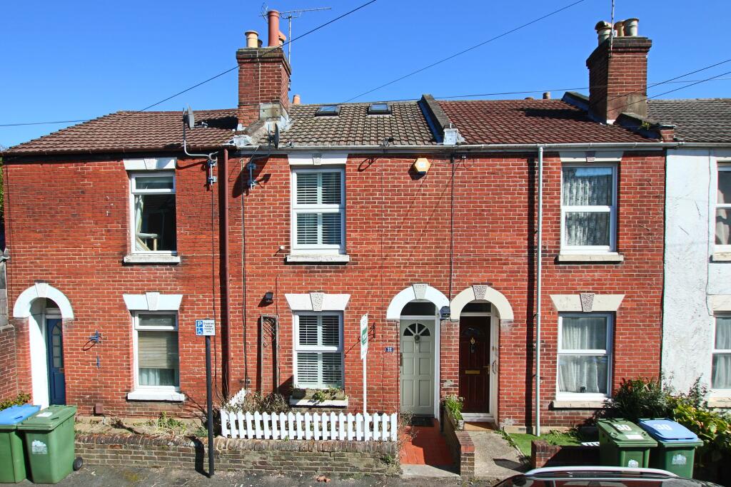 Main image of property: Inner Avenue, Southampton
