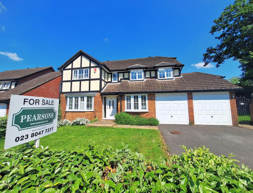 5 bedroom detached house for sale in West End, Southampton, SO18