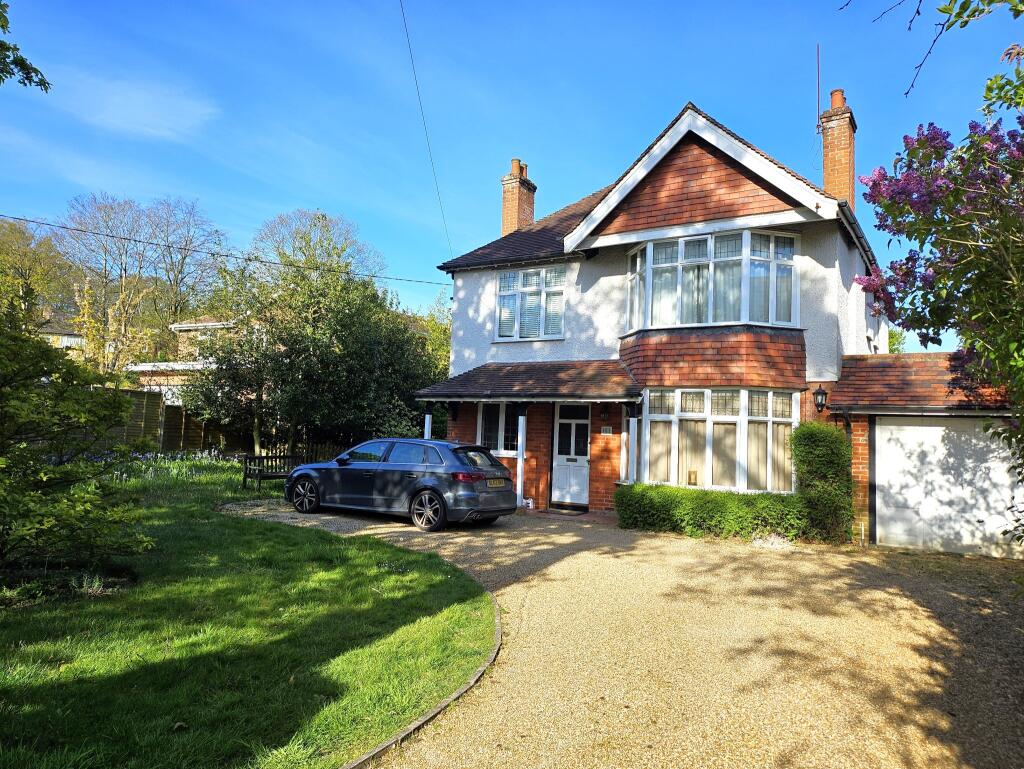5 bedroom detached house for sale in Upper New Road, West End, Southampton, SO30