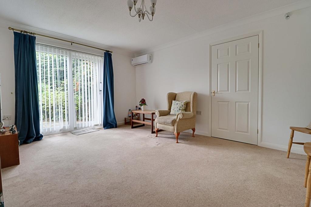 1 bedroom apartment for sale in High Wych, Sawbridgeworth, CM21