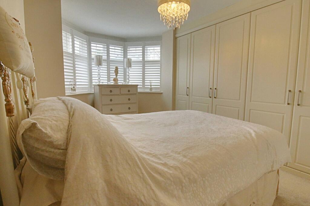 1 bedroom apartment for sale in Sheering Lower Road, Sawbridgeworth, CM21