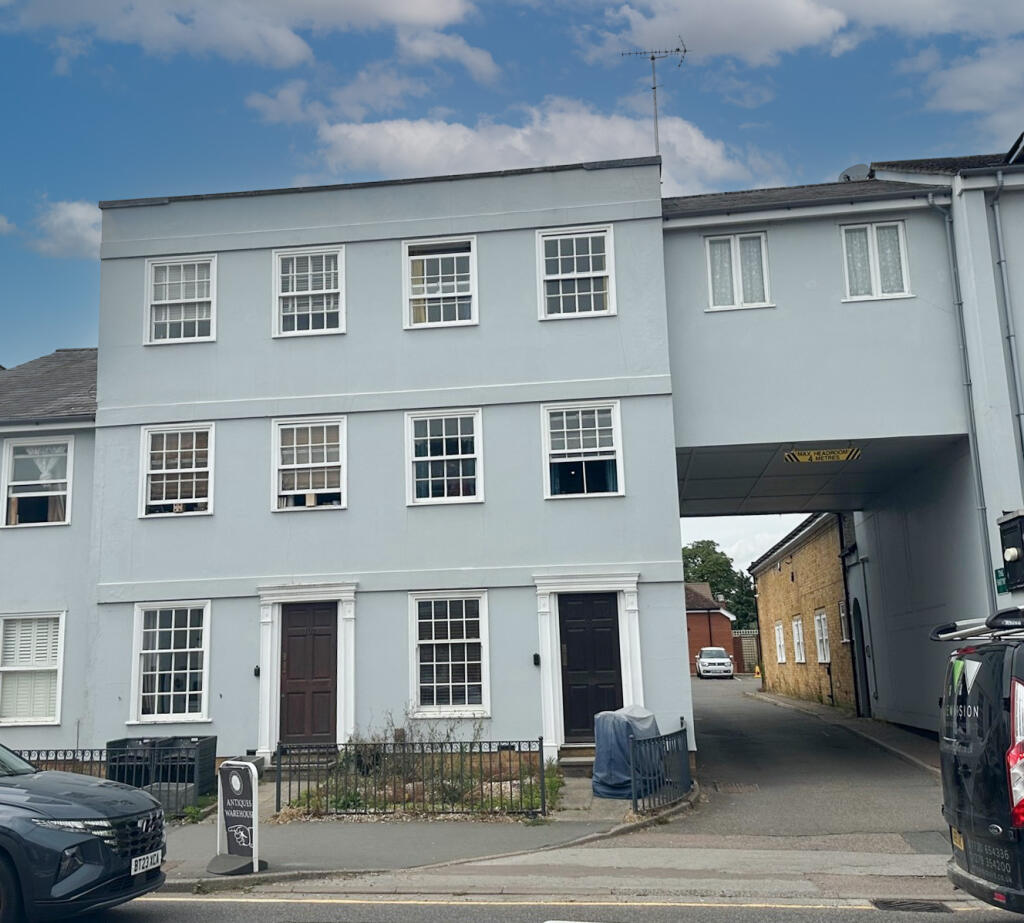 1 bedroom apartment for sale in London Road, Sawbridgeworth, CM21