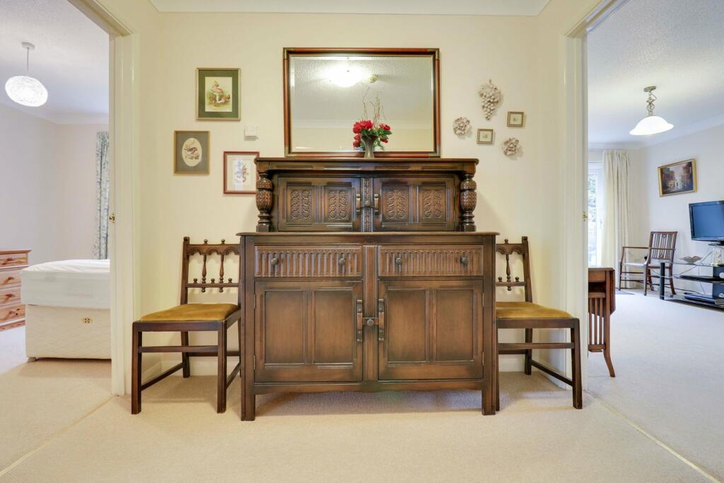 Additional property image - High Wych Road, Sawbridgeworth, CM21