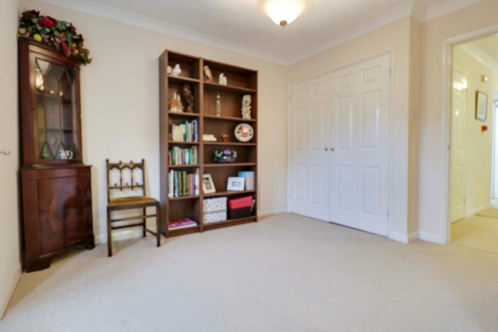 Additional property image - High Wych Road, Sawbridgeworth, CM21