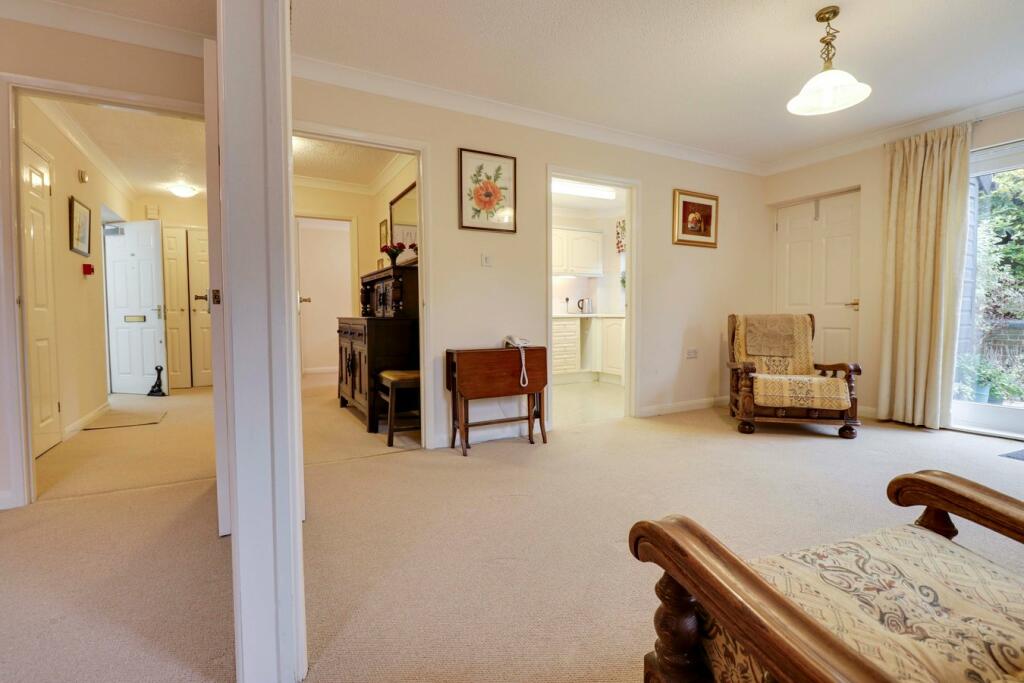 Additional property image - High Wych Road, Sawbridgeworth, CM21