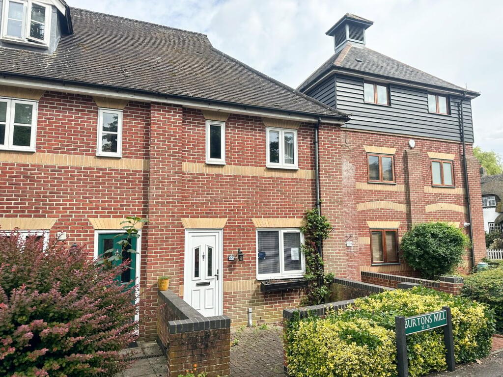 2 bedroom terraced house for sale in Burtons Mill Lane, Sawbridgeworth