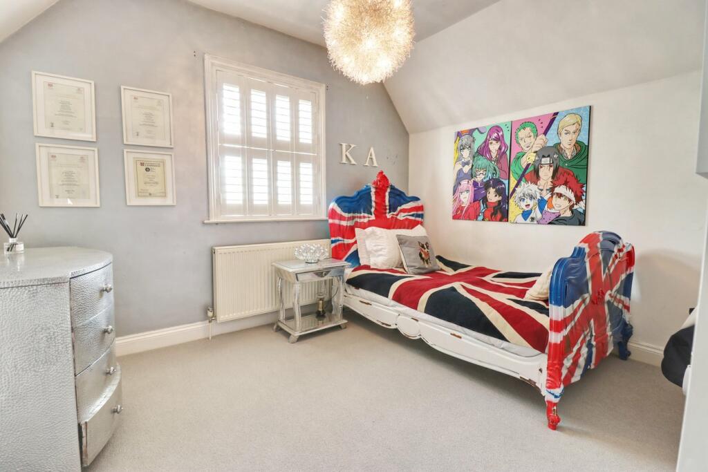 Additional property image - Old Harlow, CM17