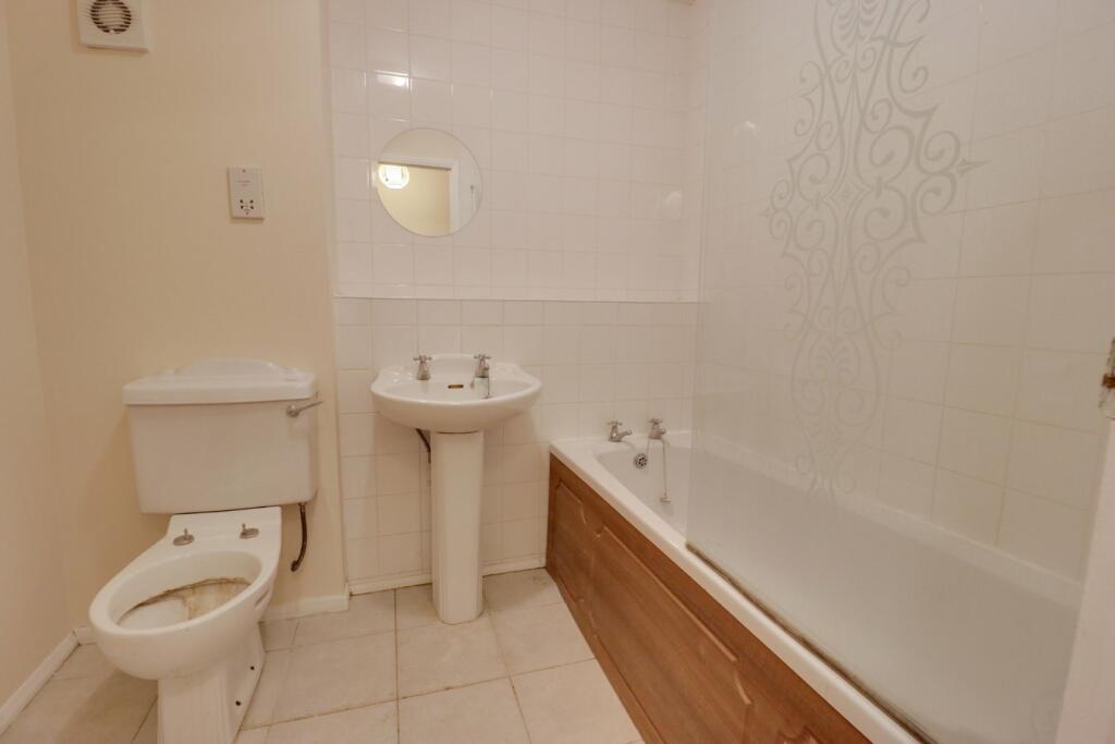 Additional property image - The Meadows, Sawbridgeworth, CM21