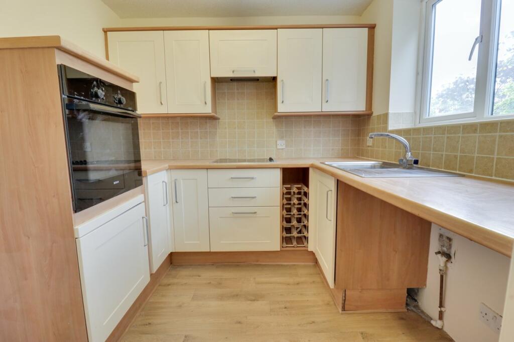 Additional property image - The Meadows, Sawbridgeworth, CM21