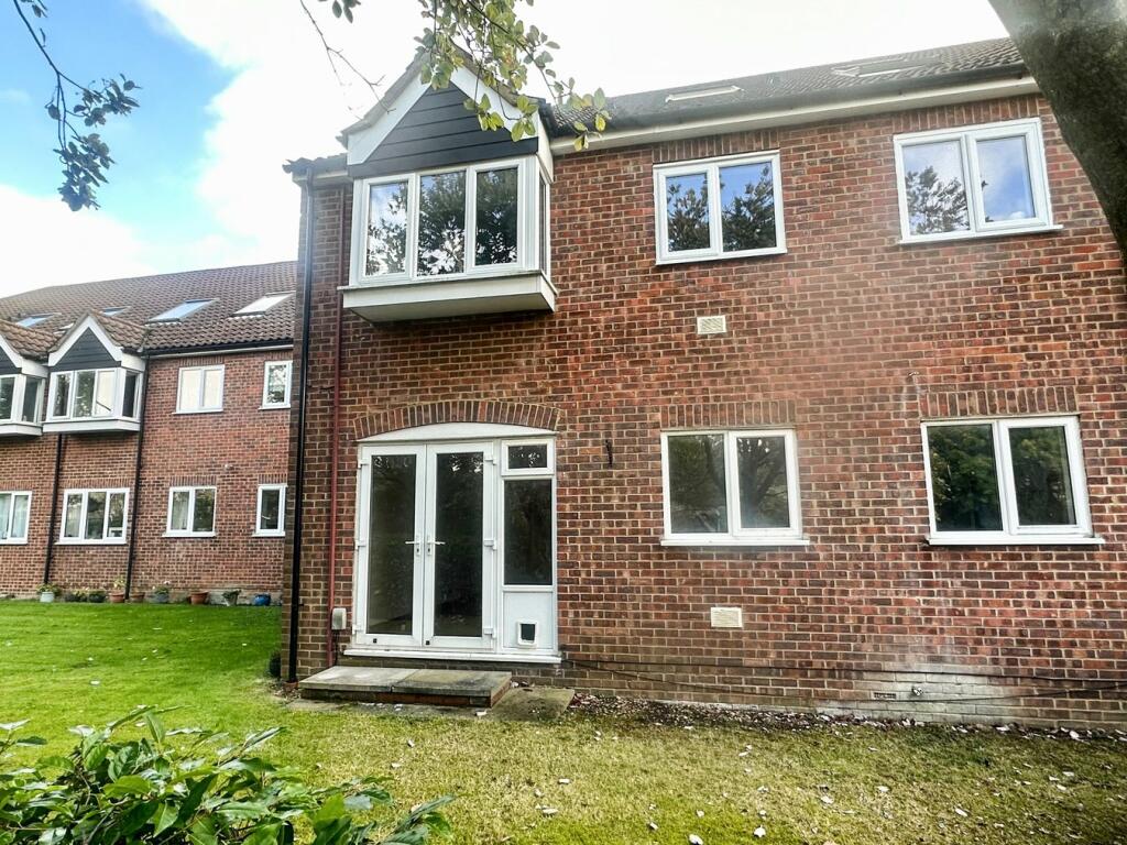 Additional property image - The Meadows, Sawbridgeworth, CM21