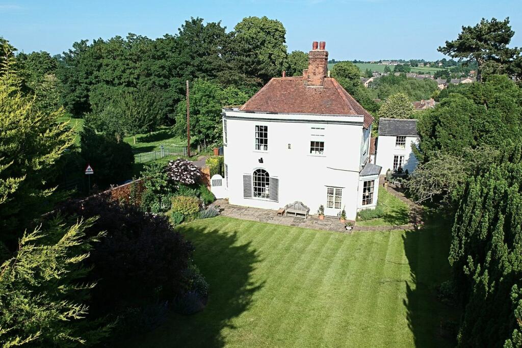 Additional property image - Sheering Mill Lane, Sawbridgeworth, CM21