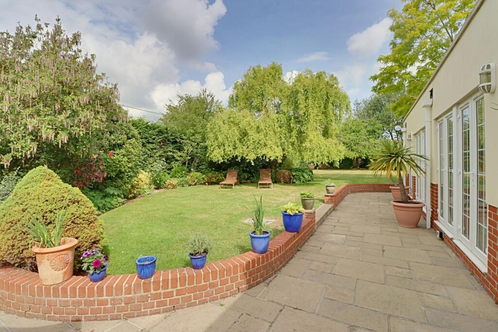 Additional property image - Essex, DUNMOW, CM6
