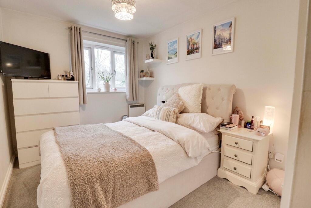 Additional property image - Cambridge Road, Harlow, CM20