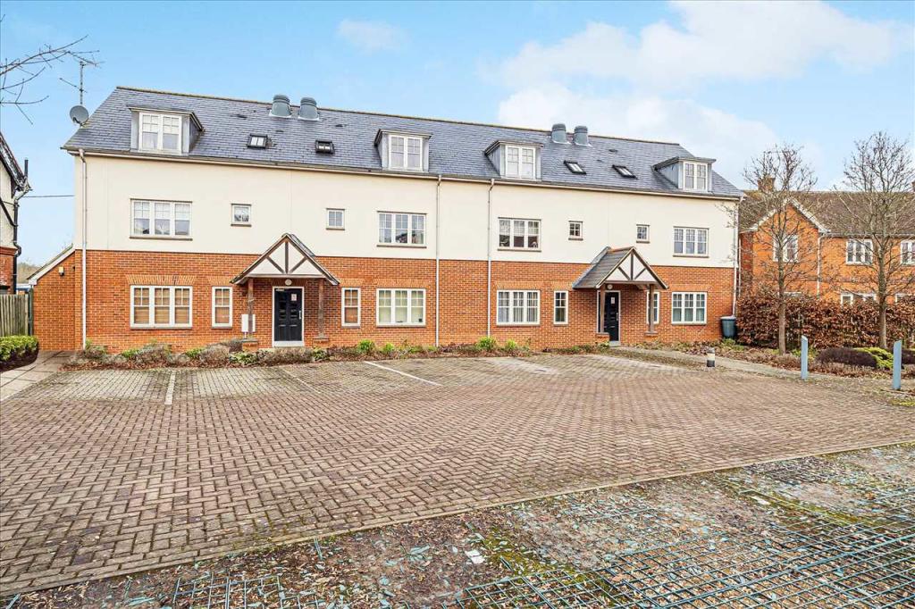 1 bedroom apartment for sale in Malthouse Walk, Ludgershall, SP11