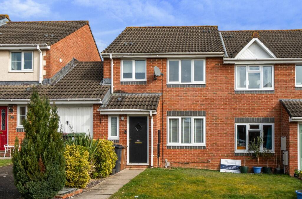 Main image of property: Lingen Close, Andover, SP10 4LS