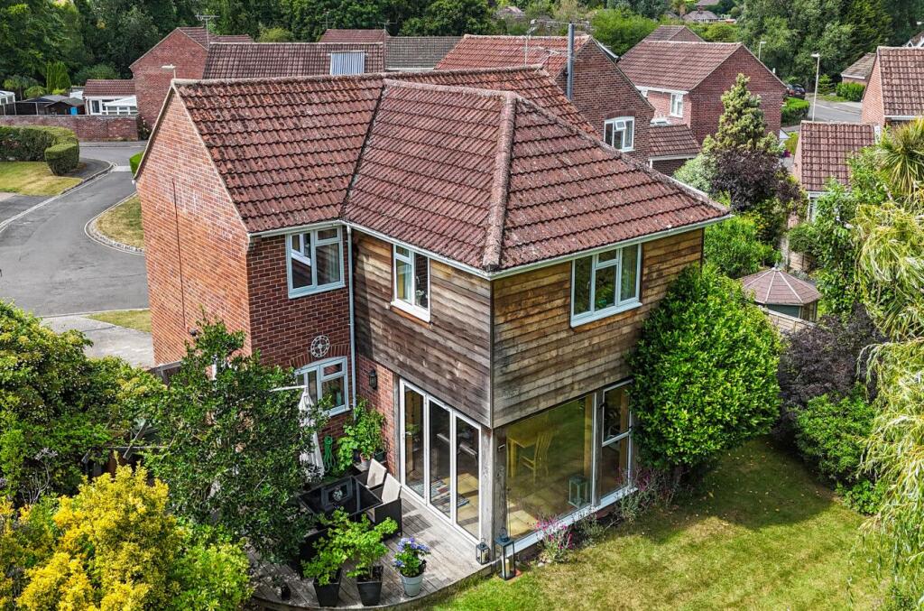 Main image of property: Sainsbury Close, Andover, SP10 2LE