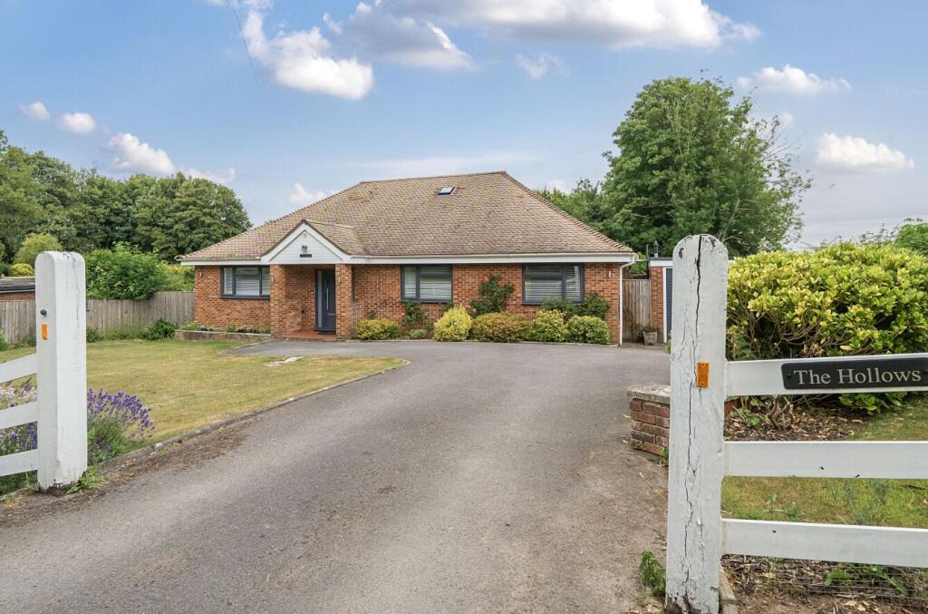 Main image of property: Stockbridge Road, Lopcombe, Salisbury, SP5 1BW