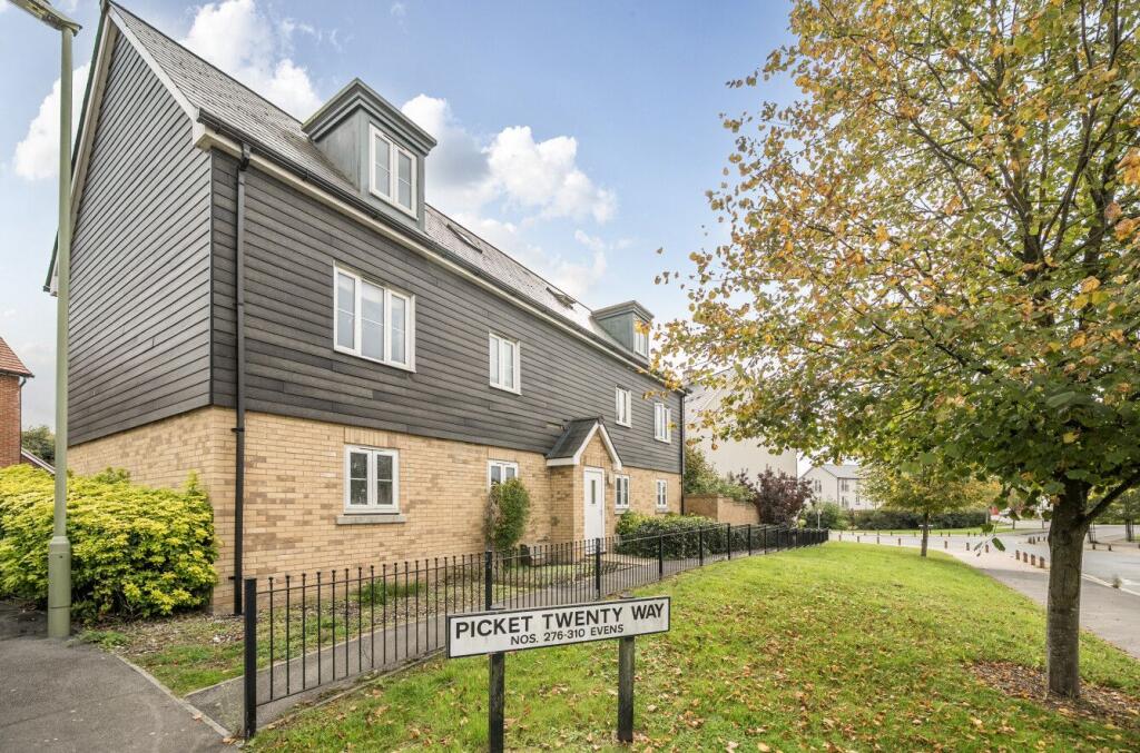 Main image of property: Picket Twenty Way, Andover, SP11 6UH