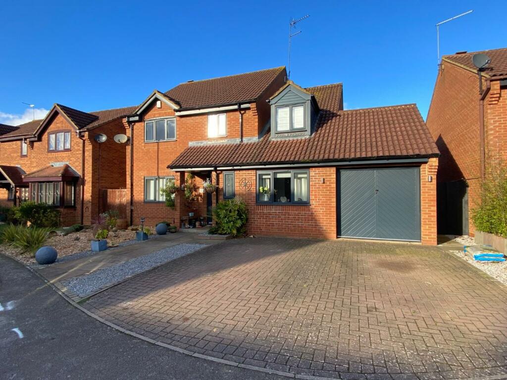 4 bedroom detached house for sale in Tanfield Lane, Rushmere