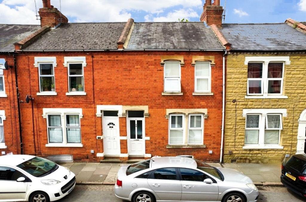 2 bedroom terraced house for sale in Lea Road, Abington, Northampton NN1