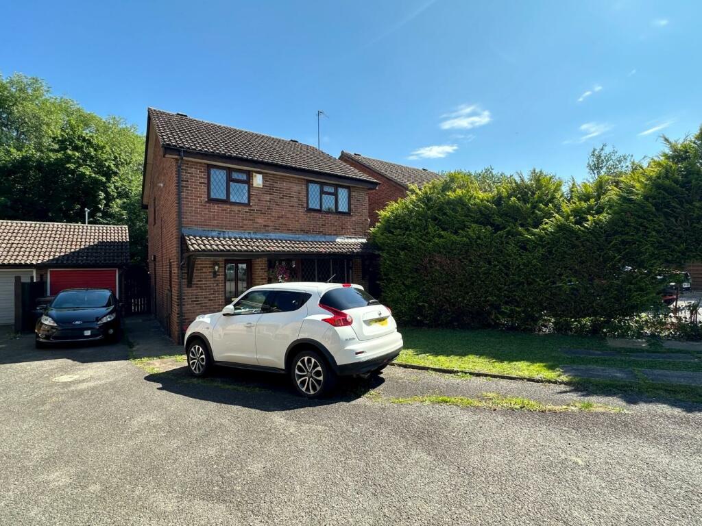 4 bedroom detached house for sale in Vantage Meadow, Ecton Brook