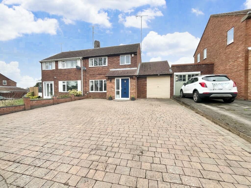 3 bedroom semidetached house for sale in Welford Road, Kingsthorpe