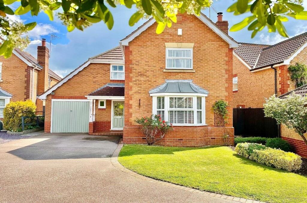 4 bedroom detached house for sale in The Ashway, Brixworth