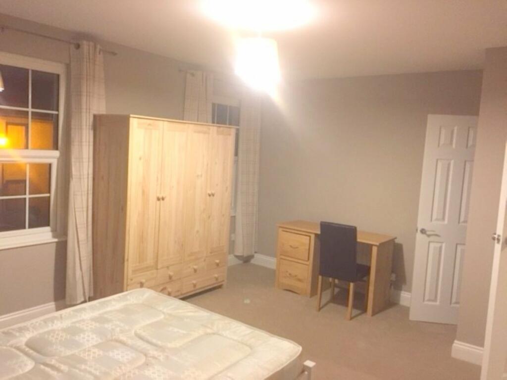 Additional property image - Queen Street, Chelmsford, CM2