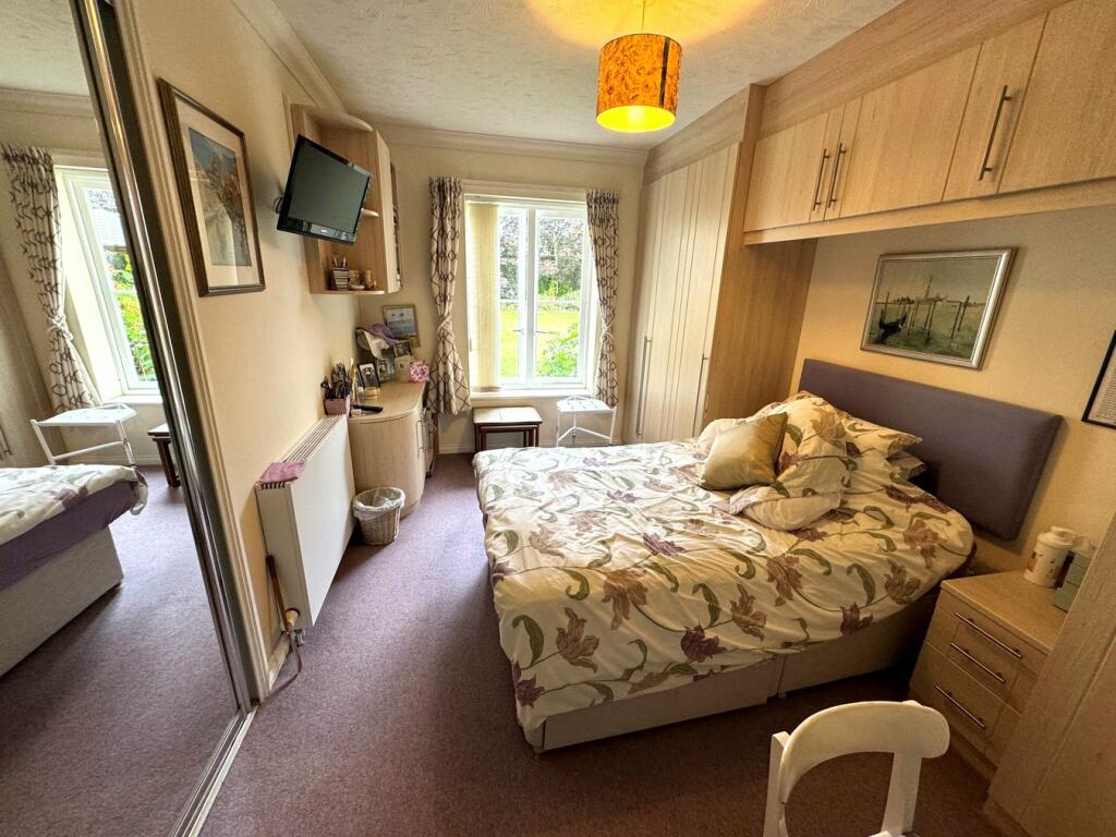 Additional property image - New London Road, Chelmsford, CM2