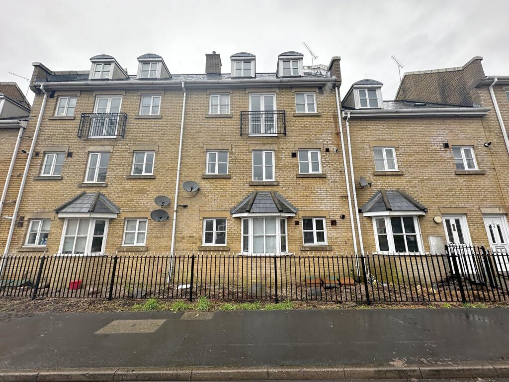 Main image of property: New Writtle Street, Chelmsford, CM2