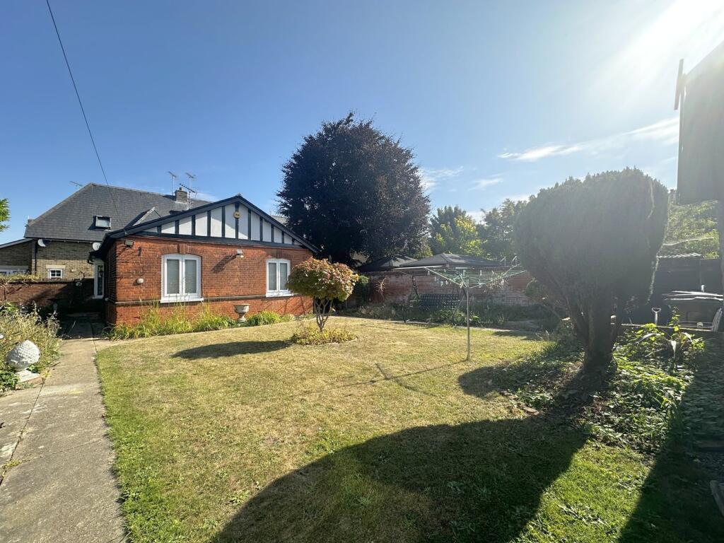 Main image of property: New London Road, Chelmsford, CM2