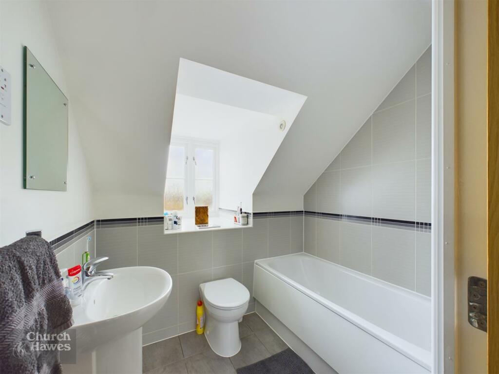 Additional property image - Quest Place, Maldon