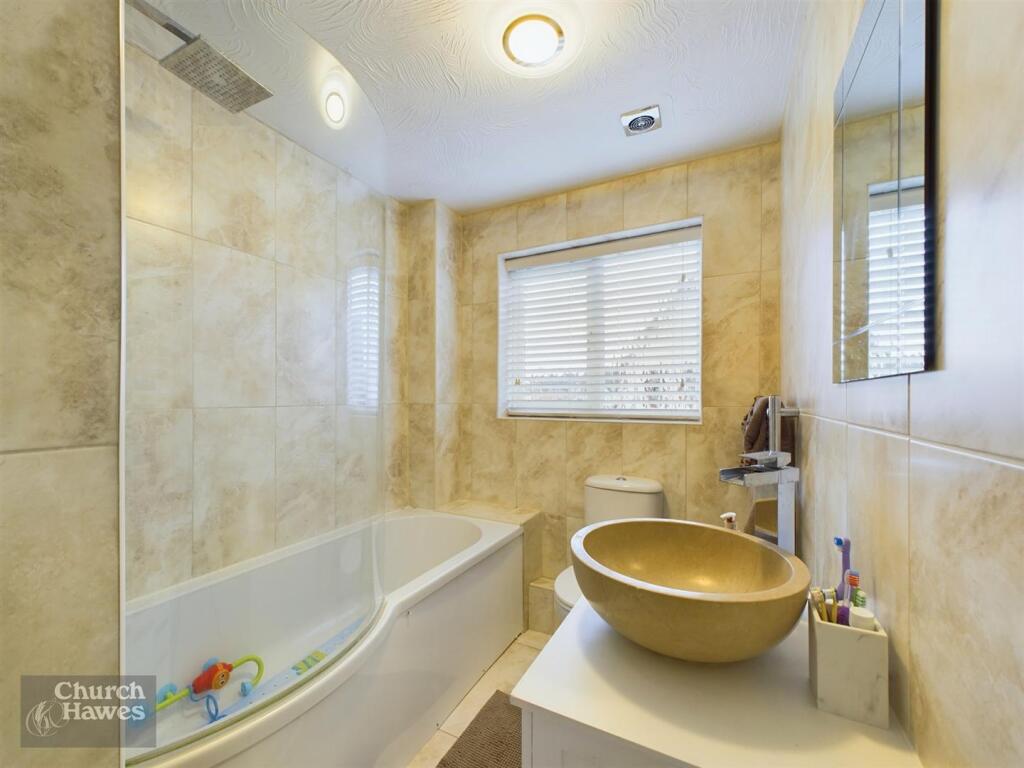 Additional property image - Hadrians Way, Heybridge