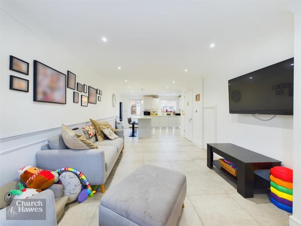 Additional property image - Hadrians Way, Heybridge