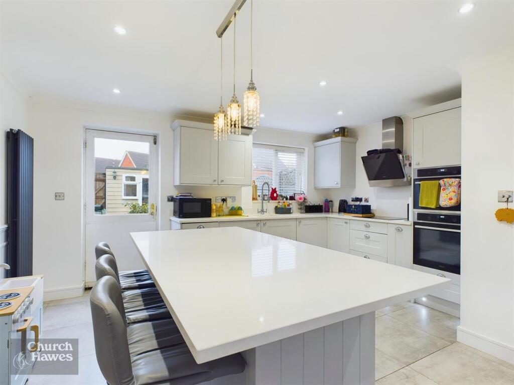 Additional property image - Hadrians Way, Heybridge