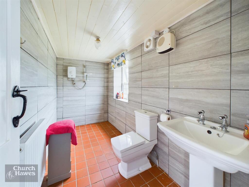 Additional property image - Maldon Road, Goldhanger