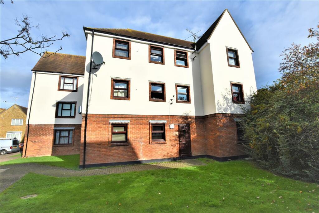 1 bedroom apartment for rent in Akenfield Close, South Woodham Ferrers, CM3