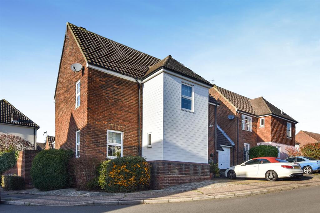 Main image of property: Chadwick Road, South Woodham Ferrers
