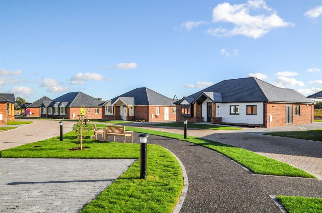 Additional property image - 'The Stour' @ Burnham Waters, Maldon Road, Burnham-On-Crouch